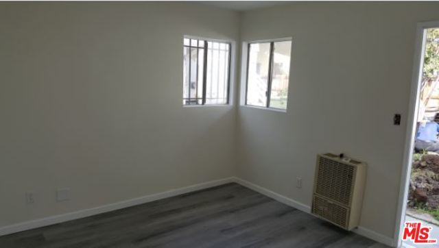 Building Photo - 1564 S Hobart Blvd