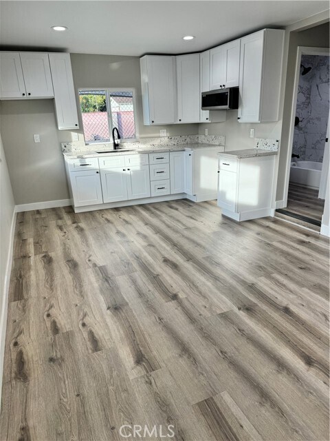 Foto del edificio - 12207 Hadley St