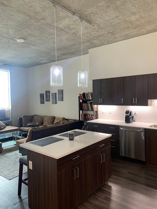 Kitchen 3 - 800 N Central Ave