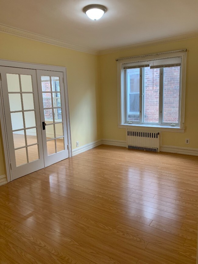 Foto del edificio - 7022 6th Ave