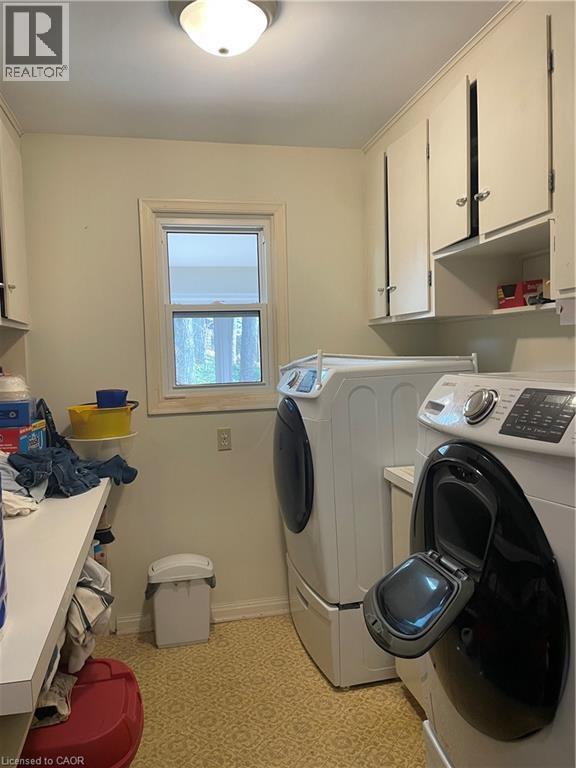 Photo du bâtiment - 190 Mohawk Ave