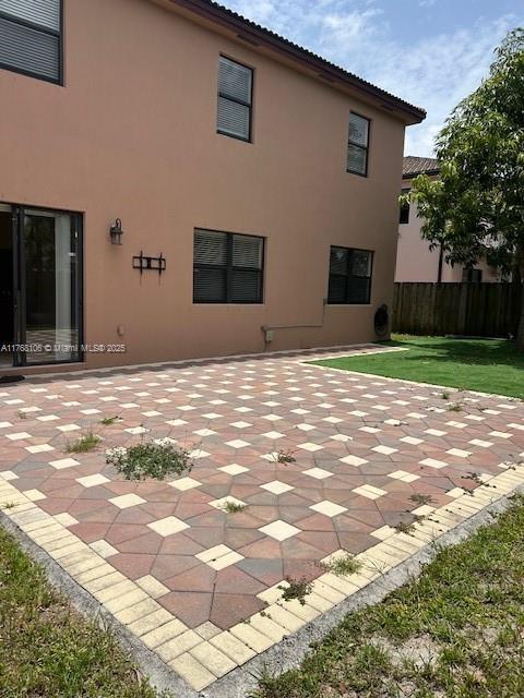 Building Photo - 1522 SW 144th Ave