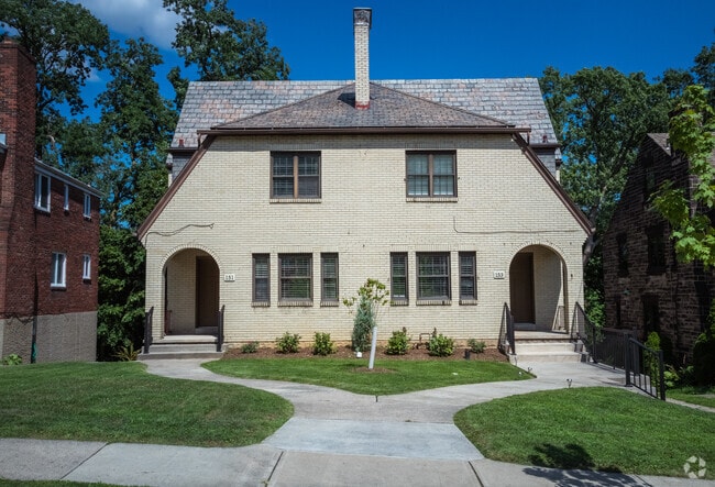 Building Photo - 153 Morrison Dr