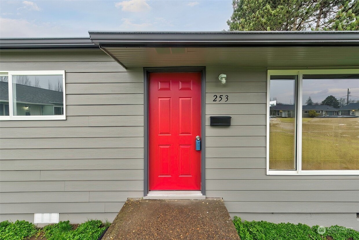 253 Cypress St, Longview, WA 98632 House Rental in Longview, WA