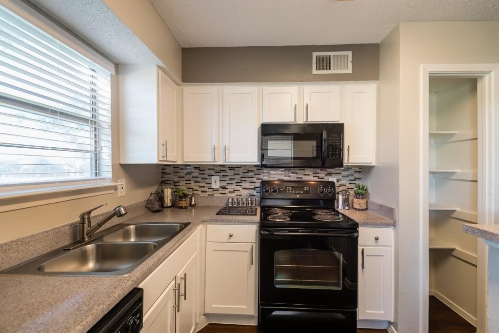 The Carling On Frankford Apartments Carrollton, TX