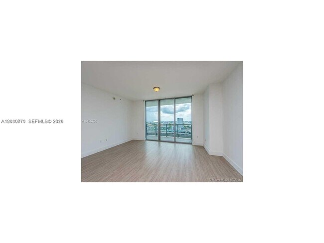 Foto del edificio - 90 SW 3rd St