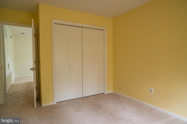 Foto del edificio - 2111 Chapel Valley Ln