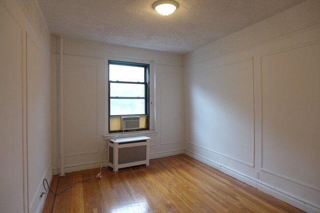 Building Photo - 80 Haven Ave