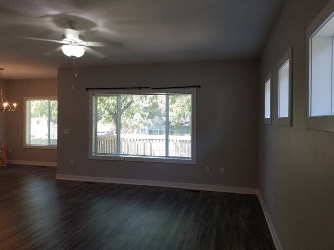 Foto del edificio - 1036 66th St