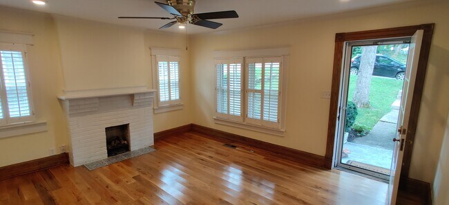 Foto del edificio - 306 53rd Ave N