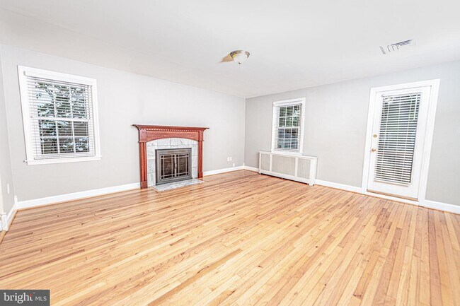 Foto del edificio - 2122 S Culpeper St