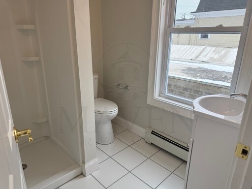 Building Photo - 60 Bonair St