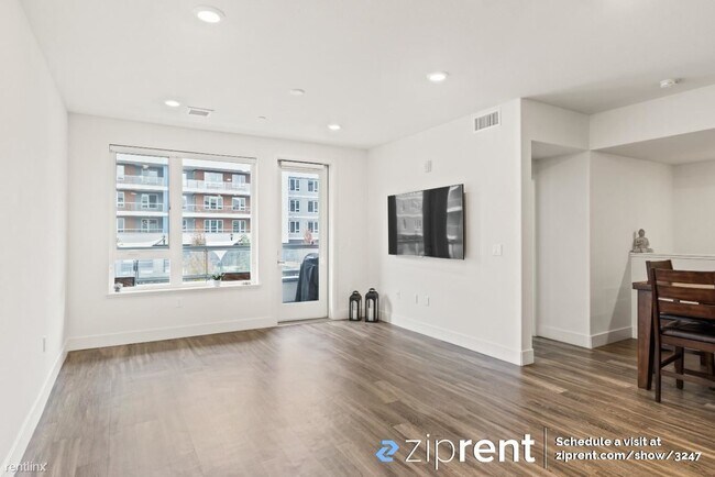 Building Photo - 2 br, 2 bath Condo - 5933 Sunstone Dr, San...