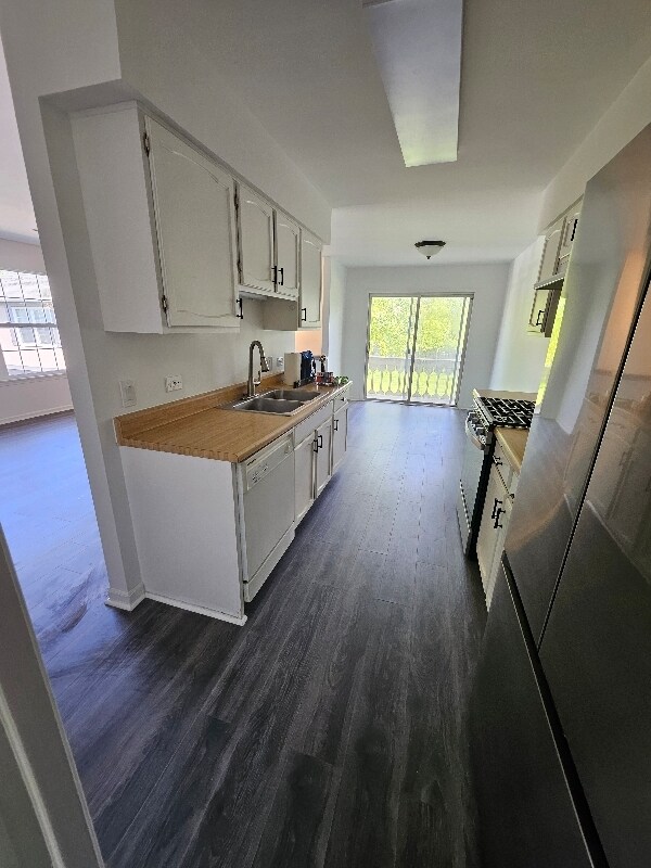 Foto del edificio - 341 Birchwood Ct