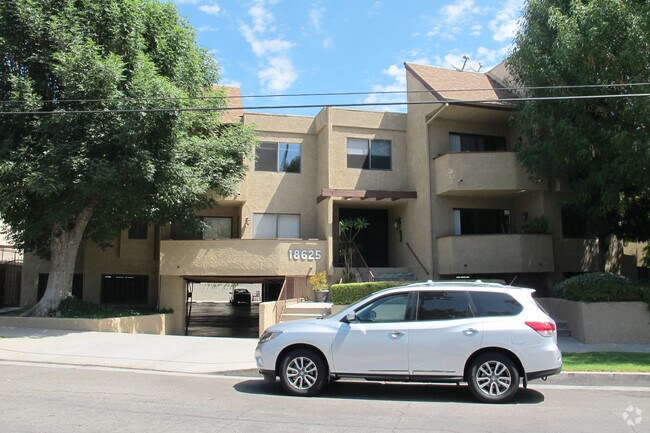 Foto del edificio - Clark Apartments