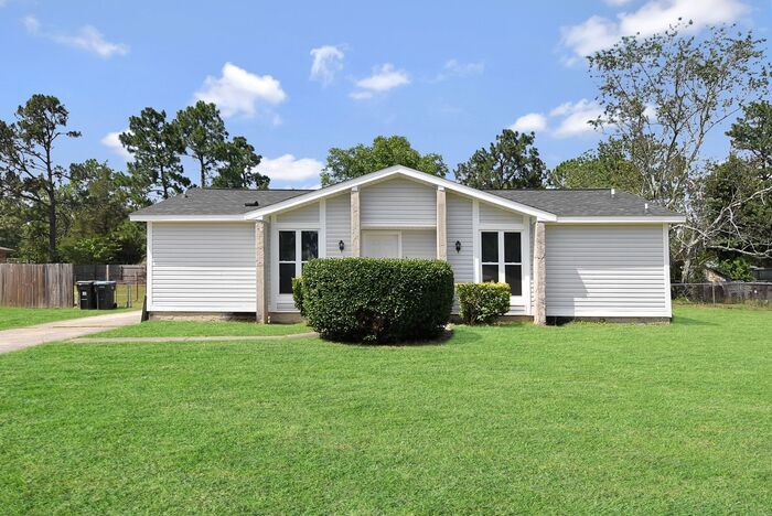 Primary Photo - 2317 Hiwatha Dr
