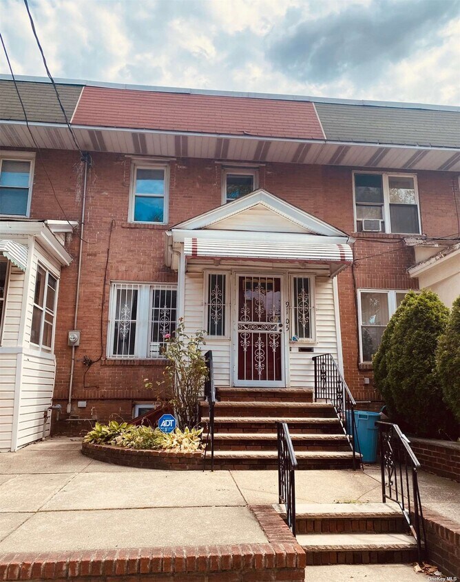 9105 95th St, Queens, NY 11421 House Rental in Queens, NY
