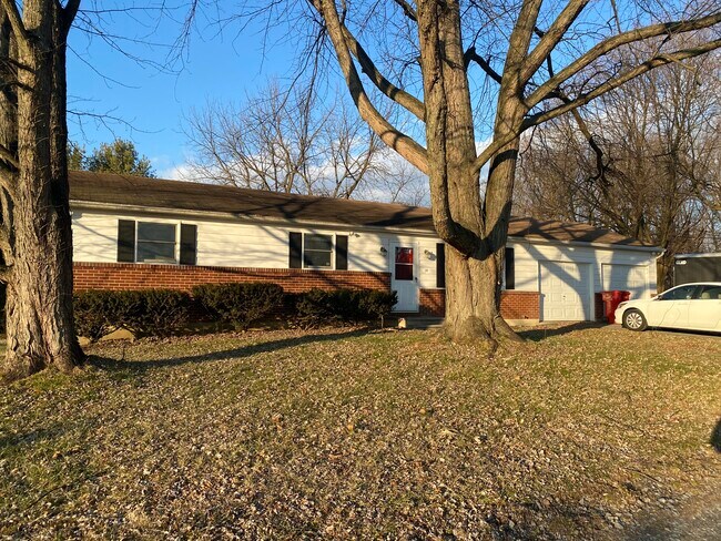Building Photo - 210 Nazareth Pike