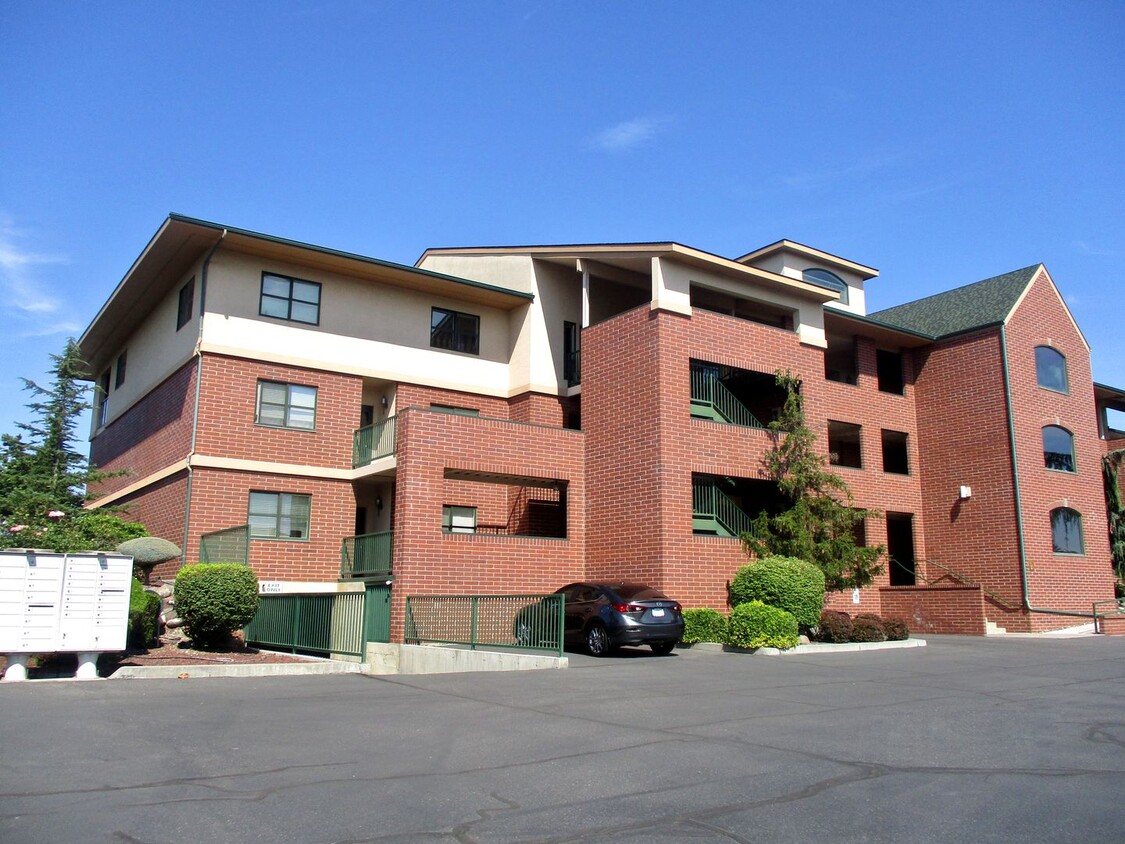 Foto principal - 300 Columbia Point Dr