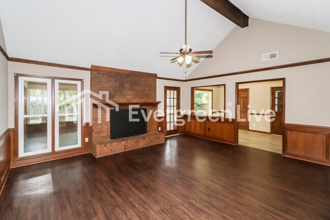 Foto del edificio - 4124 Glenroy Dr