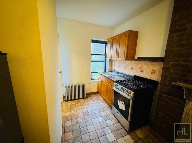 Building Photo - ESSEX STREET