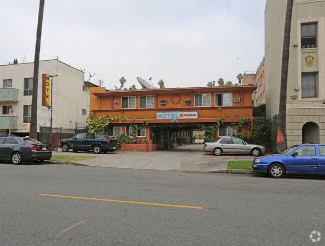 Building Photo - 518 S Mariposa Ave