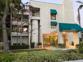 Building Photo - 10861 Moorpark St