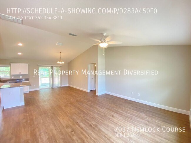 Foto del edificio - Custom Home - Desirable SE Ocala Neighborh...