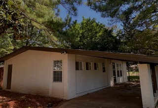 Building Photo - 3009 Hillsboro Rd SW