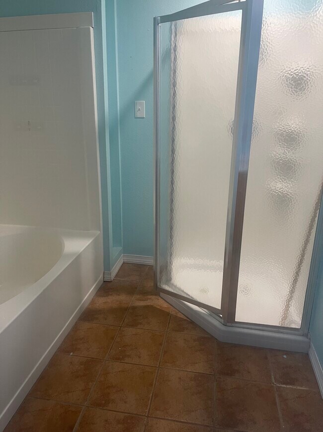 818 Tyler Ave, Harahan, LA 70123 Townhome Rentals in Harahan LA