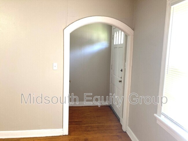 Foto del edificio - 503 E Forest Ave