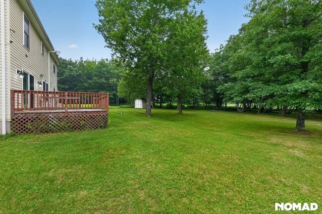 Building Photo - 122 Sawmill Rd