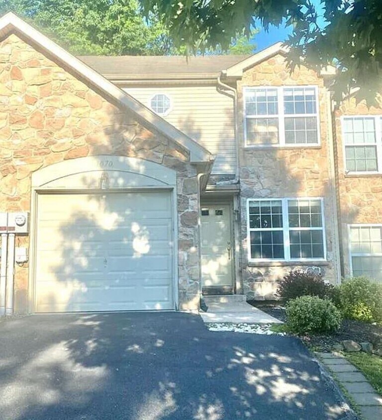 Foto principal - 1070 Timberidge Lane