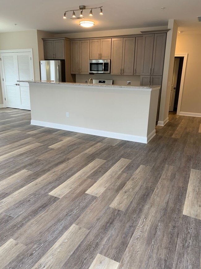 Interior Photo - One Dutchess