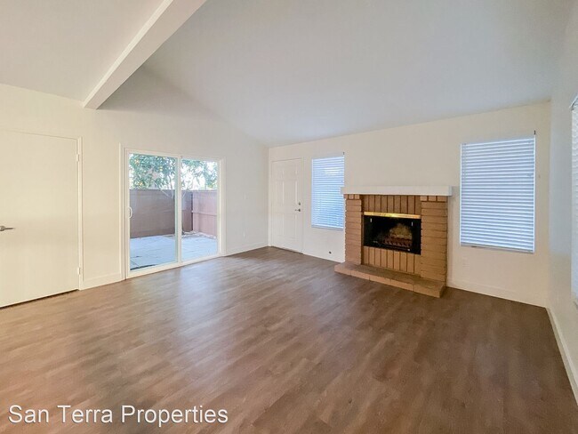 Building Photo - 3 br, 1.5 bath House - 5260 Fino Drive