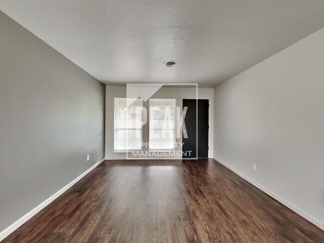 Foto del edificio - $1799! Beautiful 3Bed/2Bath home in FORT WORTH!