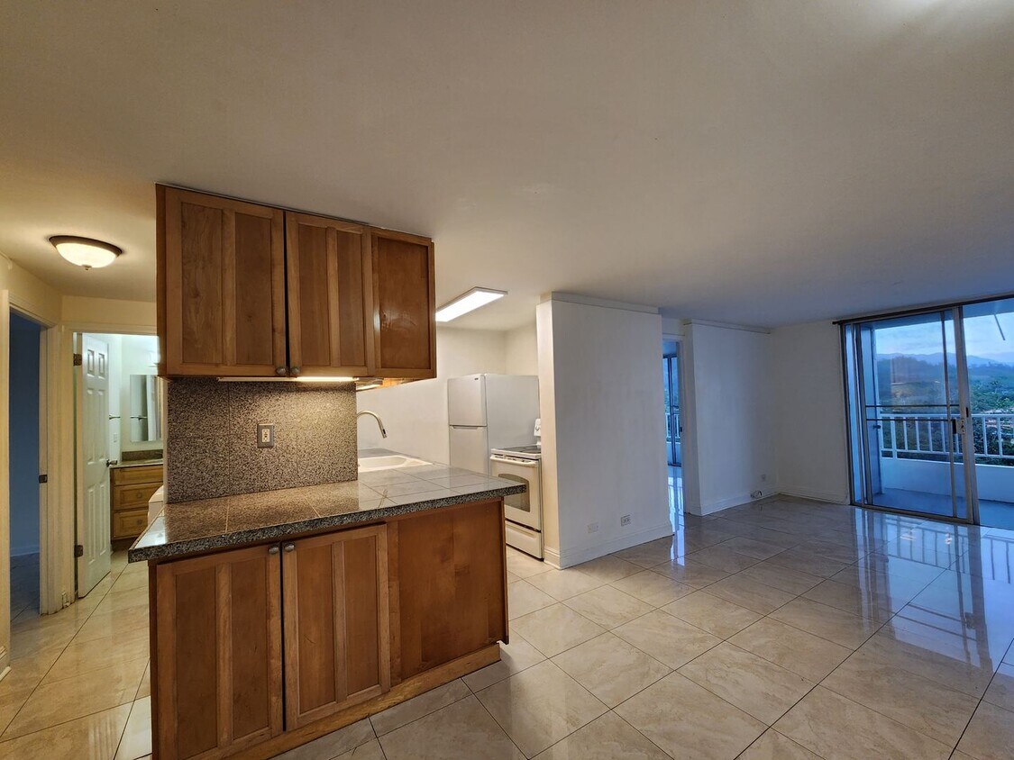 Primary Photo - 3BR/2BA APARTMENT UNIT AVAIL NOW | HAIKU H...