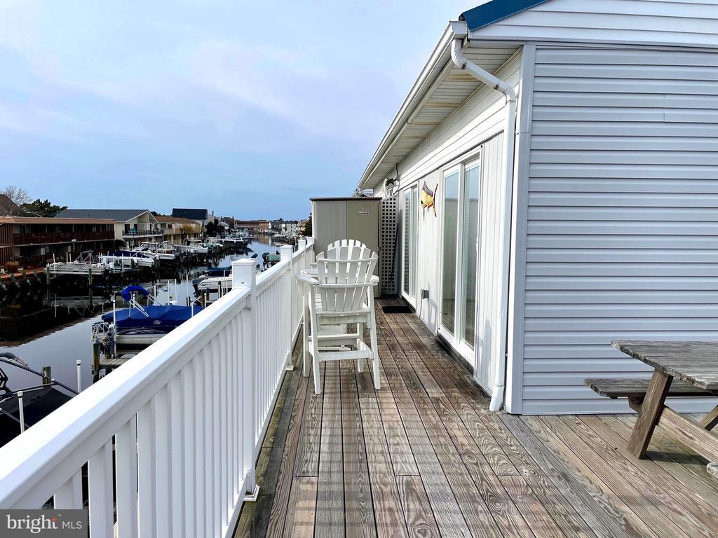 Foto principal - 117 Newport Bay Dr