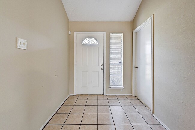 Building Photo - 19803 Lions Gate Ct