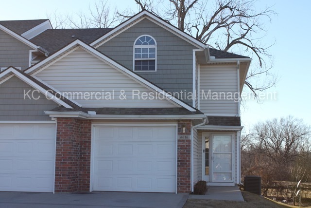Building Photo - 4616 Willow Ave