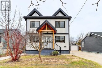 Building Photo - 84 Foch Ave