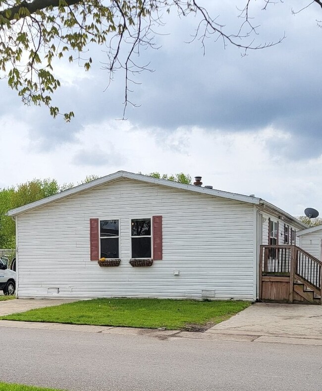 Building Photo - 1856 Armstrong Blvd