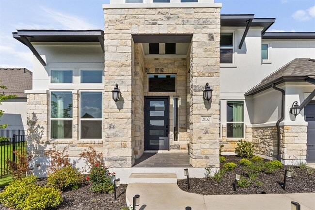 Building Photo - 2132 Cavara Cv
