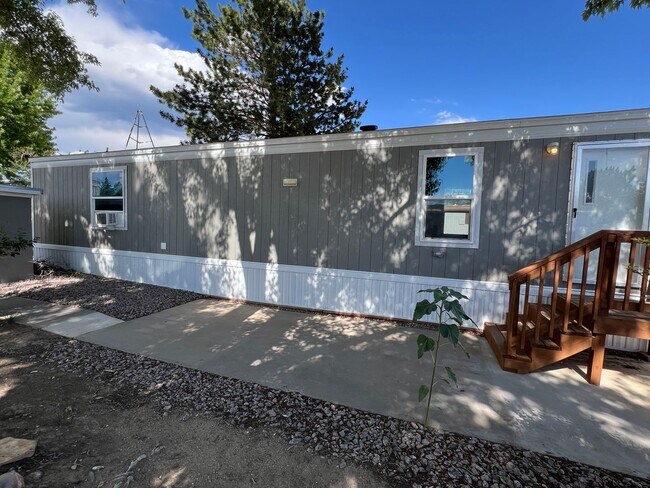 Foto del edificio - New 3 bedroom 2 bath in a Mobile Home Park