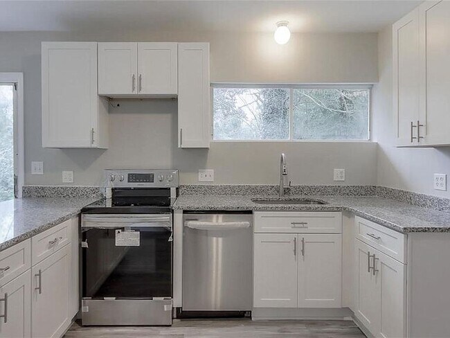 Foto del edificio - 4056 Dallas Acworth Hwy NW