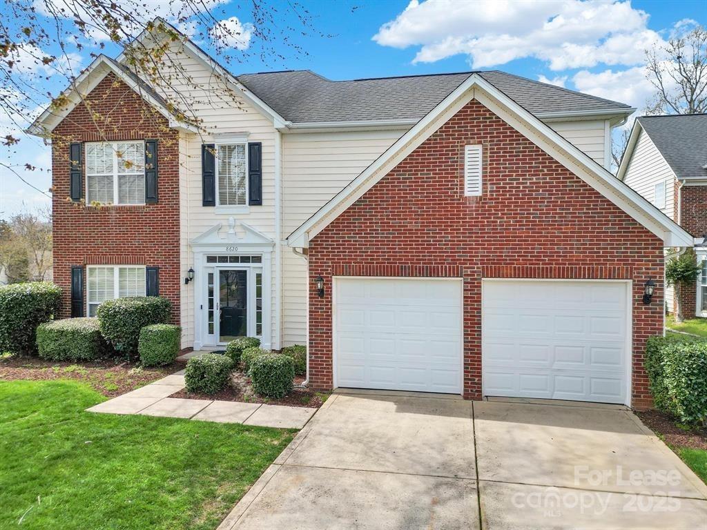 Foto principal - 8620 Grey Squirrel Ct