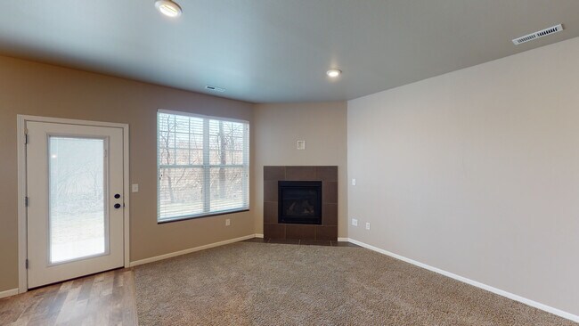 Foto del edificio - 407 26th Ave W
