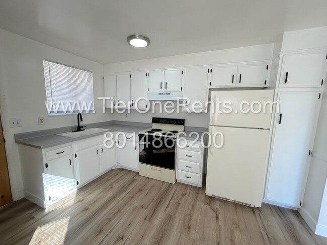 Foto del edificio - NO DEPOSIT option available for qualified ...