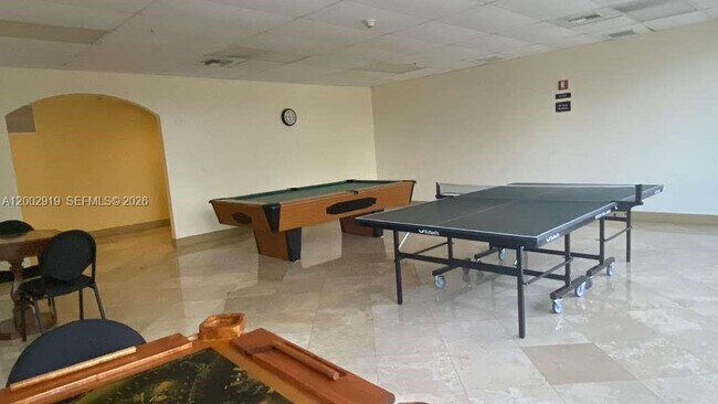 Foto del edificio - 3500 Coral Way