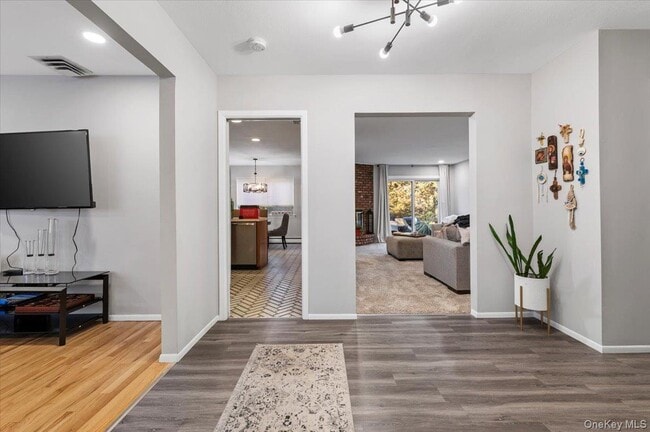 Building Photo - 29 Joyce Ln